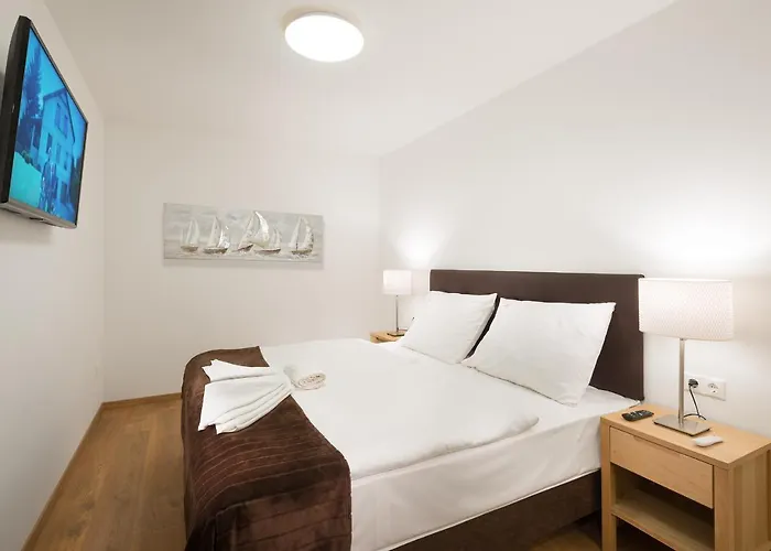 דירה Deluxe וישגרד